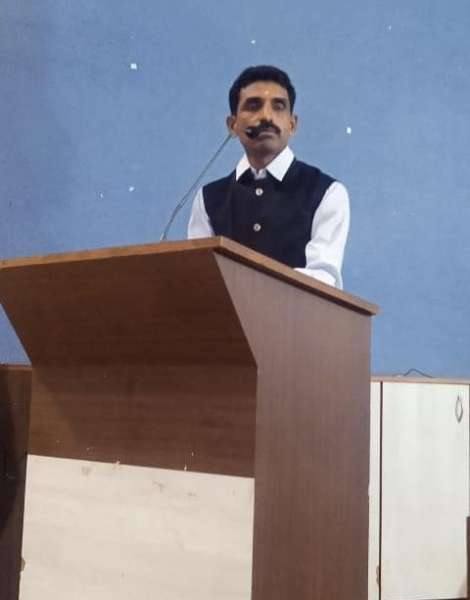 Pandit.Devanand Maharaj